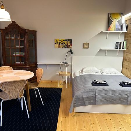 Sisters Beach Apartments Liepaja Bagian luar foto
